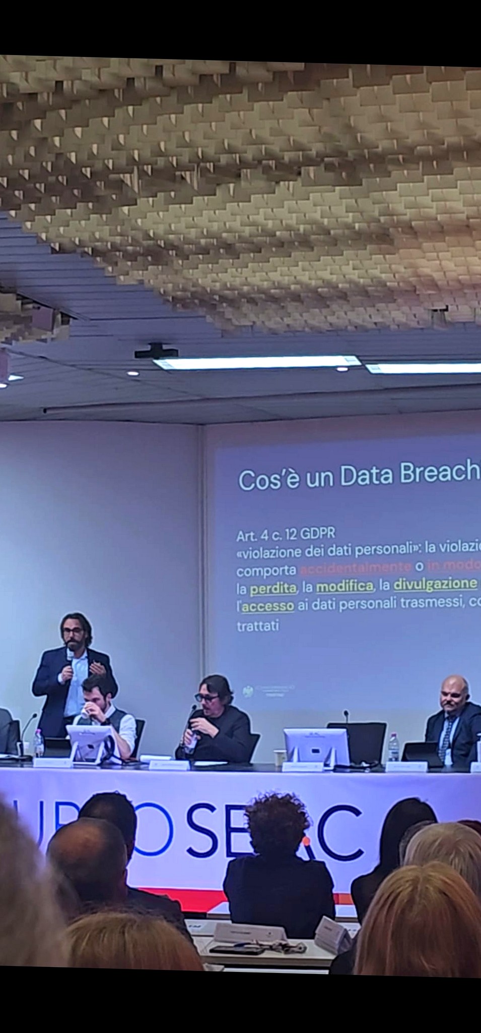 Panel zum Thema Data Breach bei der SEAC-Gruppe in Trient